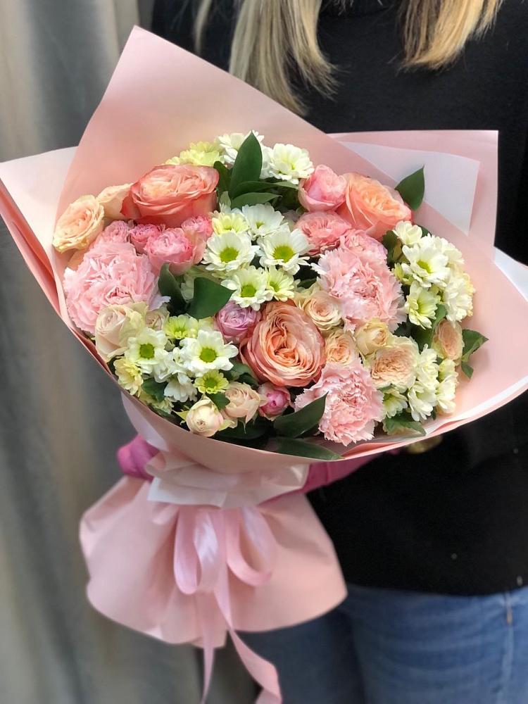 Букет цветов из: Гвоздики, Розы и Хризантемы в Березанской