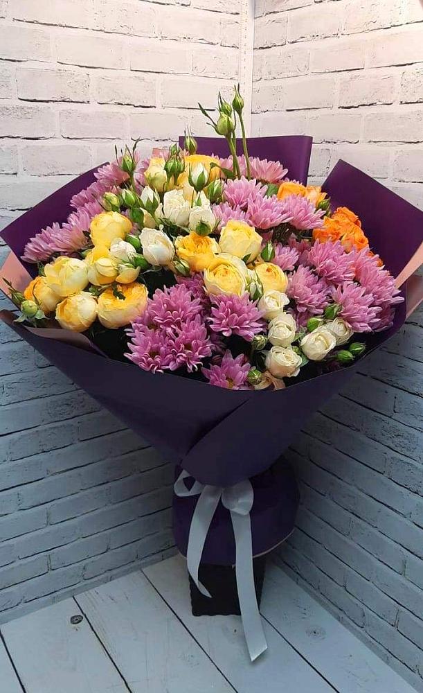 Букет цветов из: Хризантемы и Розы в Березанской