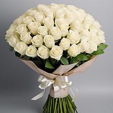 Букет 101 беля роза Белоснежка в Березанской