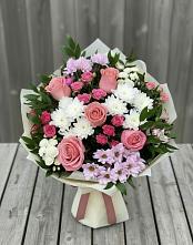 Букет цветов из:  Альстромерии, Гвоздики, Розы и Хризантемы #REPLACE_PRED# Березанской