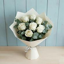 Букет Белые розы в Эвкалипте в Березанской