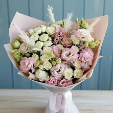 Букет цветов из:  Альстромерии и Розы в Березанской